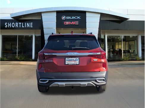 Used 2023 Kia Seltos S w/ Navigation Package AWD/4WD image 4