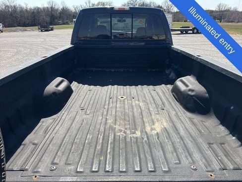 Used 2006 Ford F350 Lariat image 14