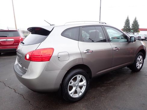 Used 2010 Nissan Rogue SL w/ Premium Pkg image 6