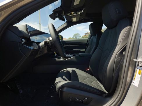 New 2026 BMW 530i w/ M Sport Package image 7