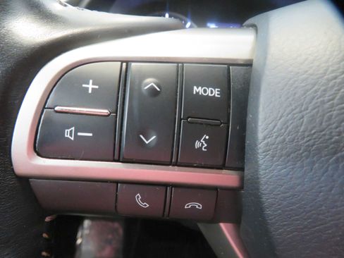 Used 2021 Lexus RX 350L FWD w/ Premium Package image 32