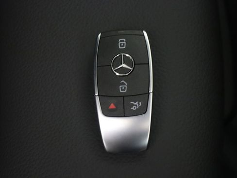 New 2026 Mercedes-Benz GLA 250 image 14