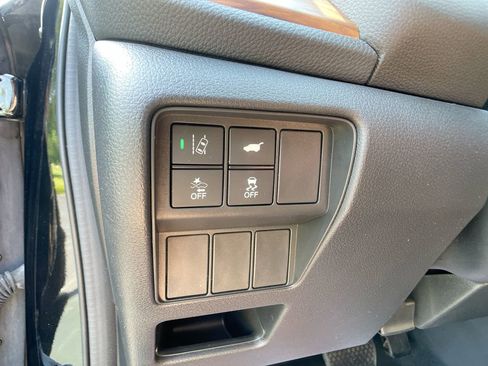 Certified 2022 Honda CR-V Touring image 16