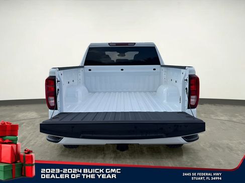 New 2025 GMC Sierra 1500 Elevation image 8
