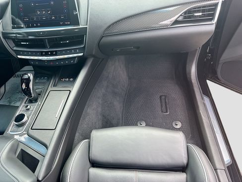 Used 2024 Cadillac CT5 V Blackwing w/ Driver Assist Package RWD image 17