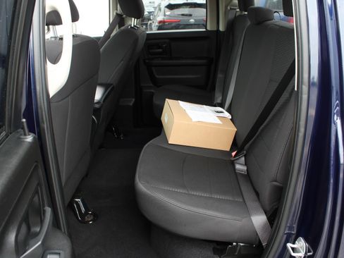 Used 2019 RAM 1500 Express AWD/4WD image 15