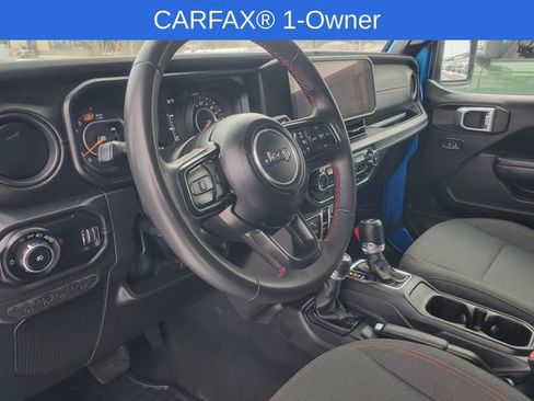 Used 2024 Jeep Wrangler Unlimited Rubicon image 18