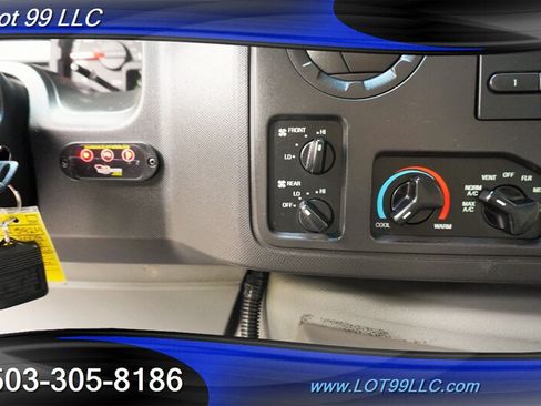 Used 2009 Ford E-250 and Econoline 250 Extended RWD image 22