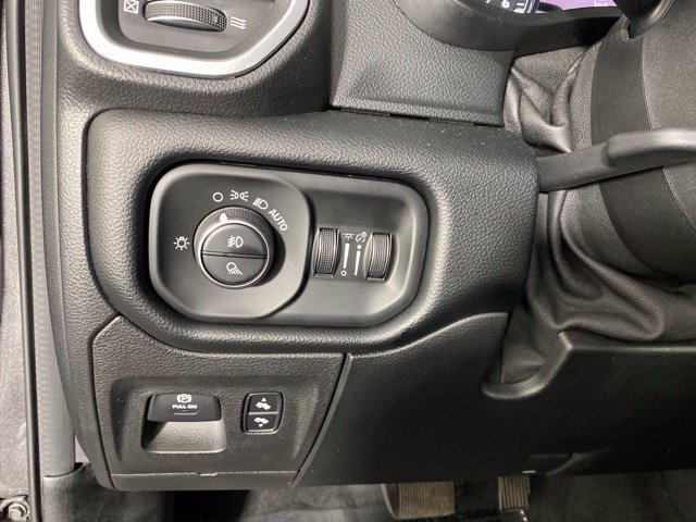 Used 2020 RAM 1500 Laramie AWD/4WD image 28