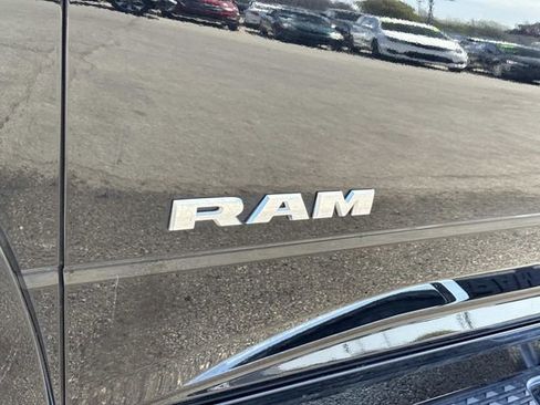 Used 2022 RAM 3500 Laramie AWD/4WD image 13