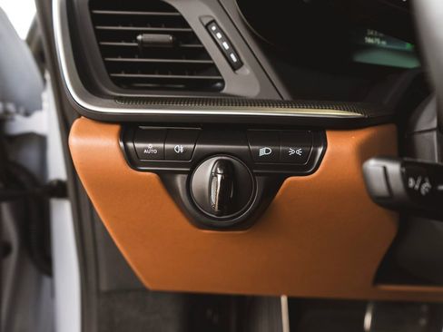 Used 2024 Porsche 911 Turbo S image 21