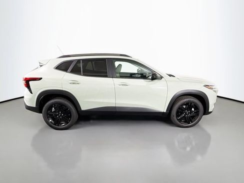 New 2026 Chevrolet Trax ACTIV w/ Driver Confidence Package FWD image 8