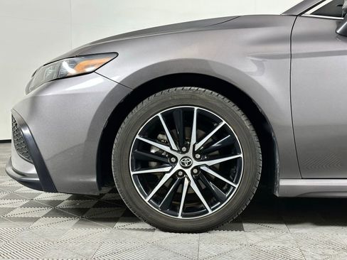 Used 2023 Toyota Camry SE FWD image 8
