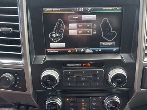 Used 2015 Ford F150 Platinum w/ Equipment Group 701A Luxury image 17