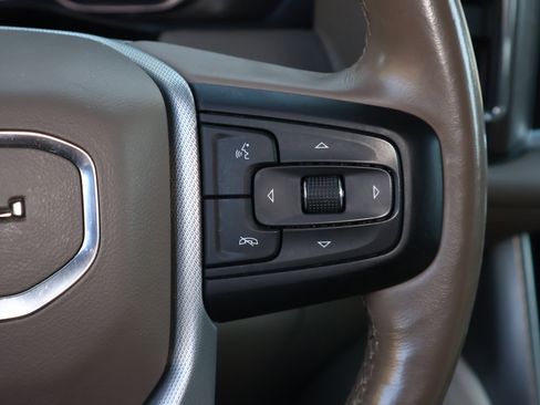 Used 2021 GMC Yukon Denali image 17