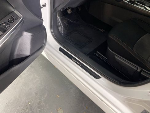 Used 2021 Nissan Sentra SR image 25