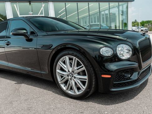 Certified 2020 Bentley Flying Spur W12 AWD/4WD image 18