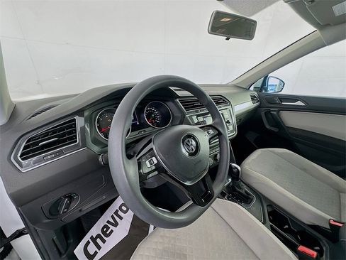 Used 2021 Volkswagen Tiguan S image 9