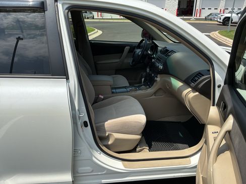 Used 2009 Toyota Highlander 2WD image 30
