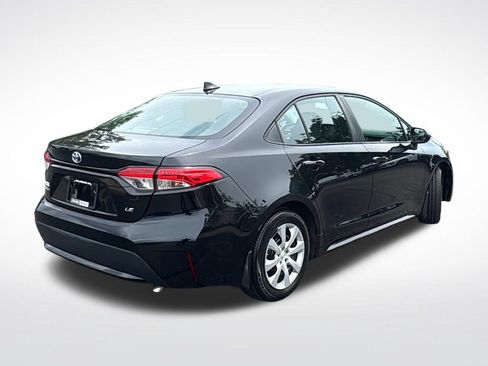 Used 2021 Toyota Corolla LE FWD image 7