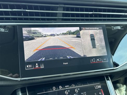 Used 2025 Audi Q7 3.0T Premium Plus image 23