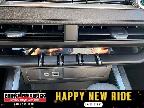 Used 2024 Chevrolet Colorado Trail Boss w/ Advanced Trailering Package image 28