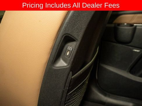 Certified 2024 Kia Sorento SX Prestige w/ Olive Brown Leather Package AWD/4WD image 8