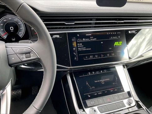 New 2026 Audi Q7 2.0T Premium image 6