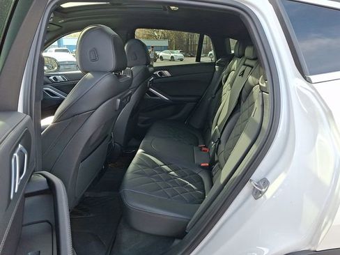 Used 2023 BMW X6 xDrive40i w/ Premium Package image 13