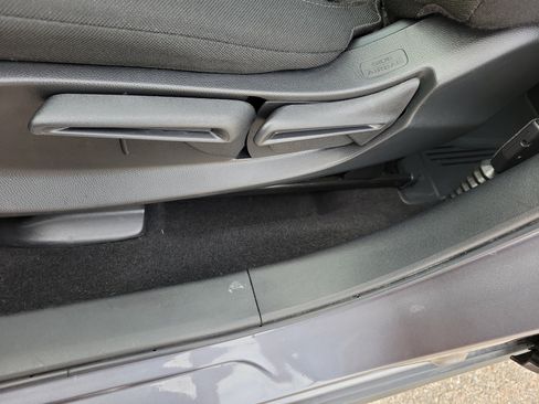 Used 2025 Honda HR-V LX image 21
