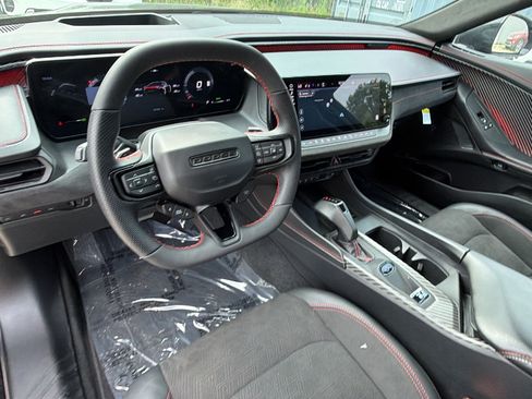 Used 2024 Dodge Charger Daytona Scat Pack w/ Plus Group AWD/4WD image 22