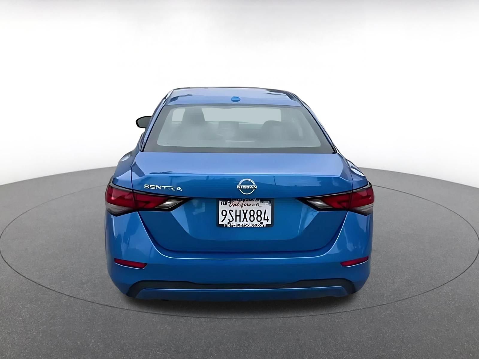 Used 2025 Nissan Sentra SV FWD image 12
