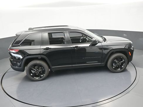 New 2026 Jeep Grand Cherokee Limited w/ Limited Altitude Package RWD image 47