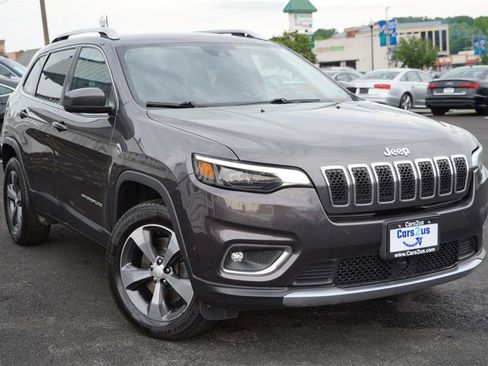 Used 2019 Jeep Cherokee Limited w/ Technology Group image 9