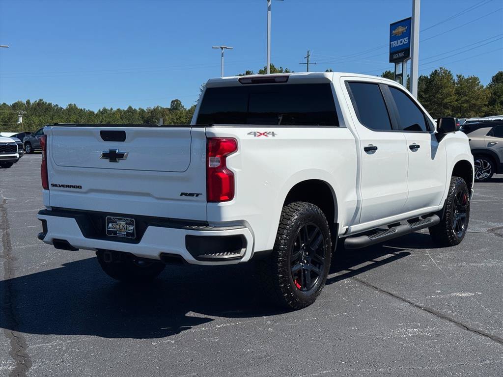 Used 2021 Chevrolet Silverado 1500 RST w/ Redline Edition AWD/4WD image 3