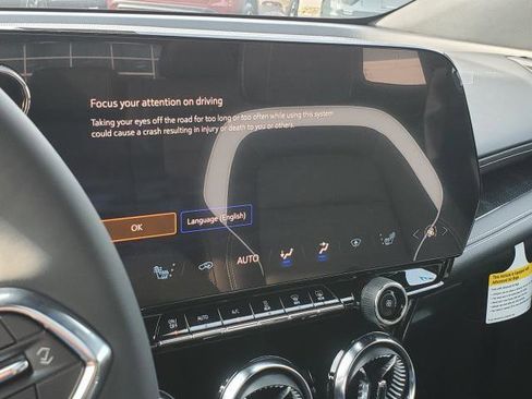 New 2025 Chevrolet Blazer EV LT image 19