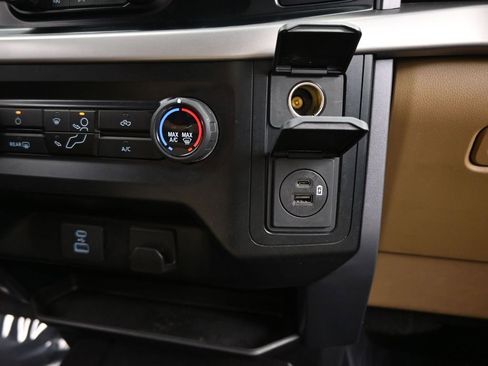 Used 2023 Ford F150 XLT image 22