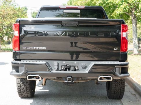 Used 2023 Chevrolet Silverado 1500 LT Trail Boss w/ LT Trail Boss Premium Package AWD/4WD image 8
