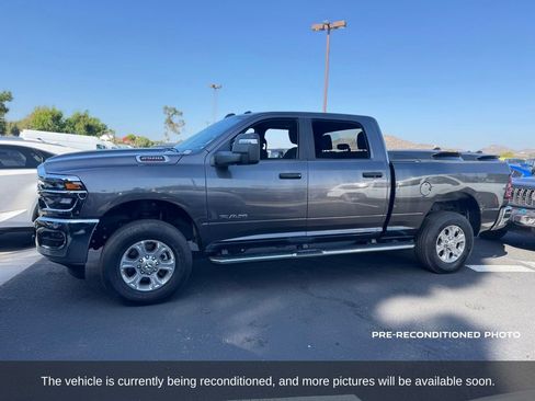 Used 2025 RAM 2500 Big Horn AWD/4WD image 2
