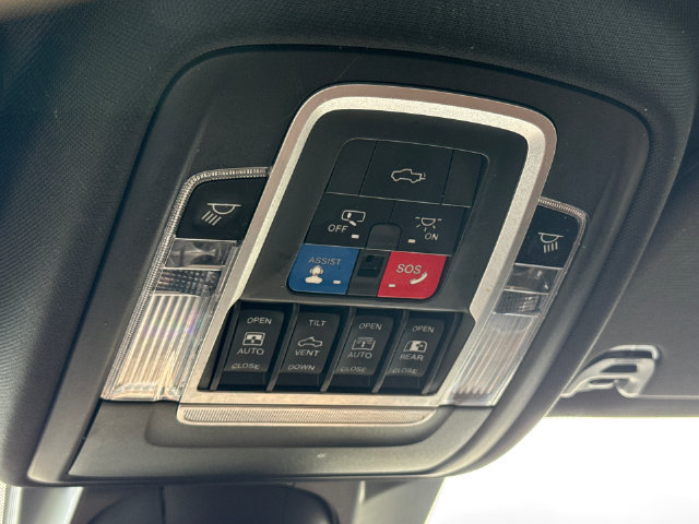 Used 2020 RAM 1500 Limited AWD/4WD image 24