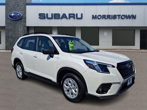 Certified 2023 Subaru Forester AWD/4WD image 1