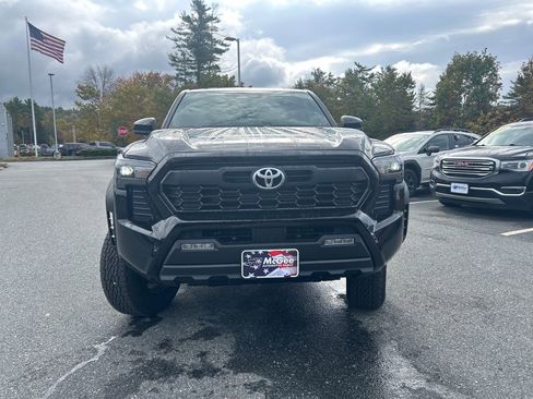 New 2025 Toyota Tacoma TRD Off-Road image 8