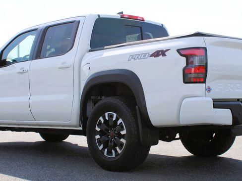 Used 2024 Nissan Frontier PRO-4X w/ Technology Package AWD/4WD image 5