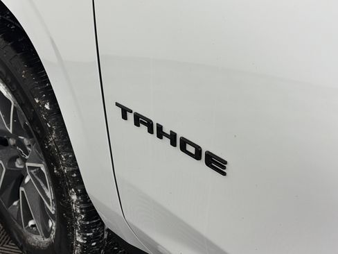 Used 2021 Chevrolet Tahoe Z71 w/ Rear Media and Nav Package image 17