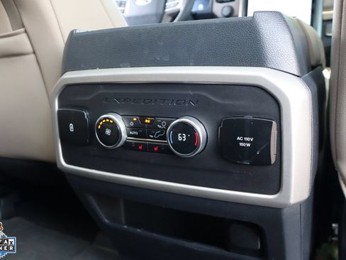 Used 2024 Ford Expedition Max Limited RWD image 30