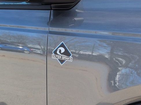 Certified 2024 Ford Bronco Outer Banks image 12