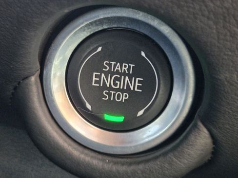 Used 2025 Chevrolet Tahoe LT RWD image 21