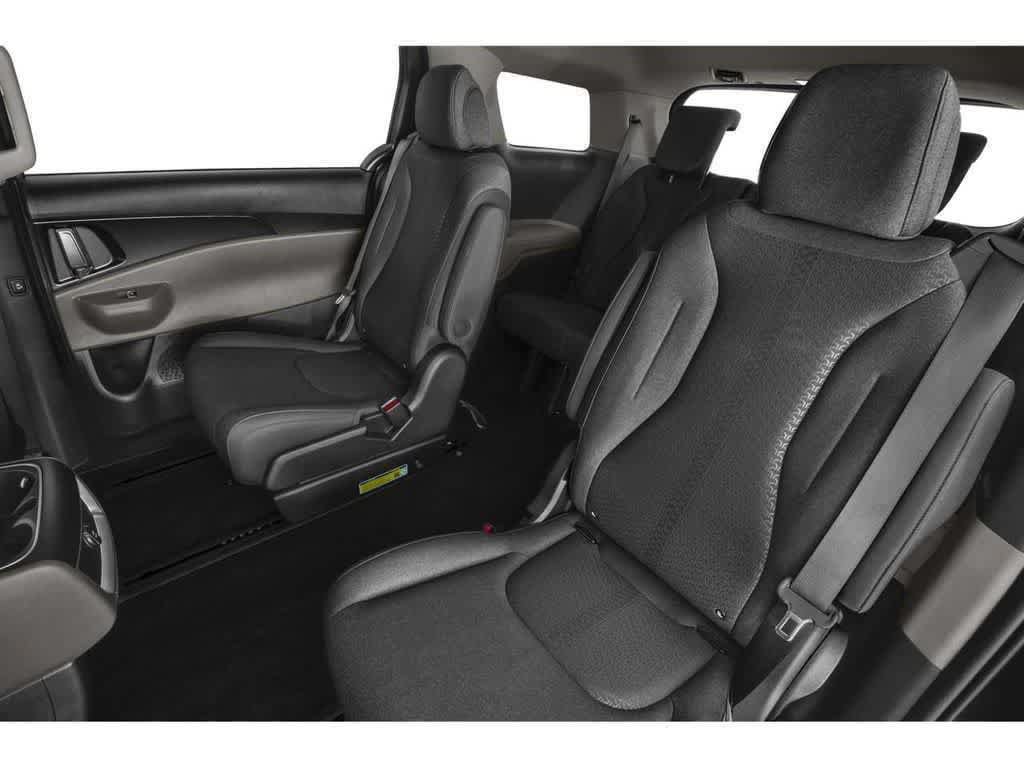 New 2027 Kia Carnival LX FWD image 4