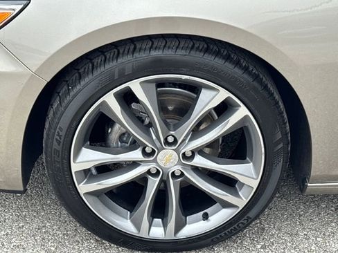 Used 2024 Chevrolet Malibu LT image 23