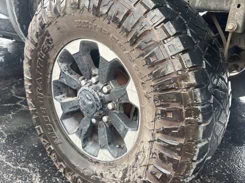 Used 2017 RAM 2500 Power Wagon w/ Leather & Luxury Group AWD/4WD image 4